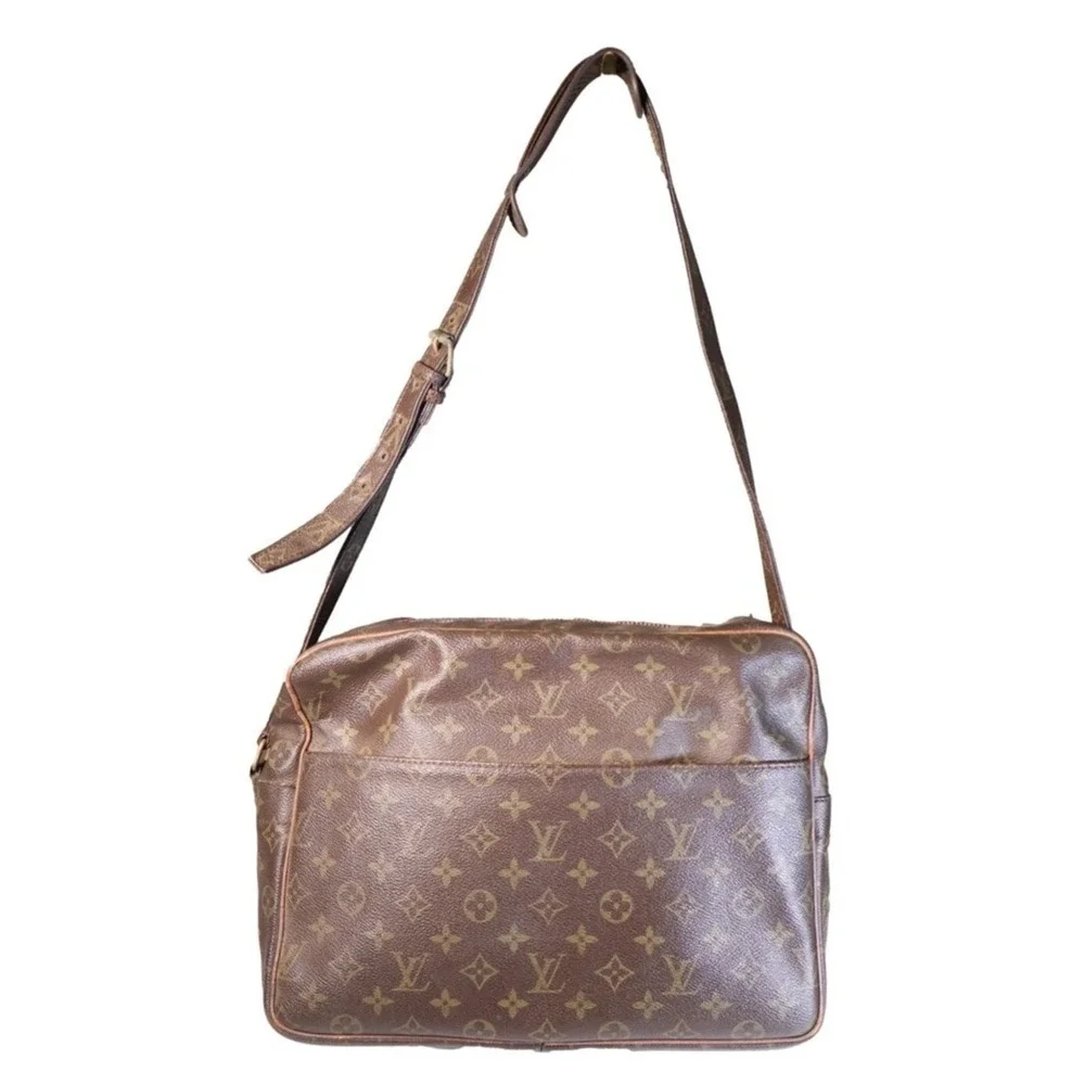 Louis Vuitton Vintage is Nile Crossbody Shoulder Bag Monogram Leather Brown